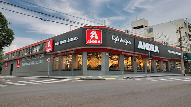 Av. Brasil, 4917 - Zona 04