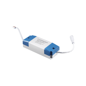 Driver para Luminária LED 25W Tensão de Saída 54-90V 300mA Saveenergy